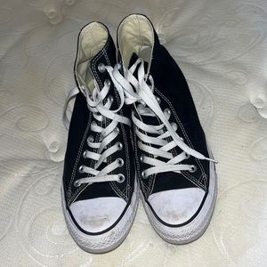 Black converse